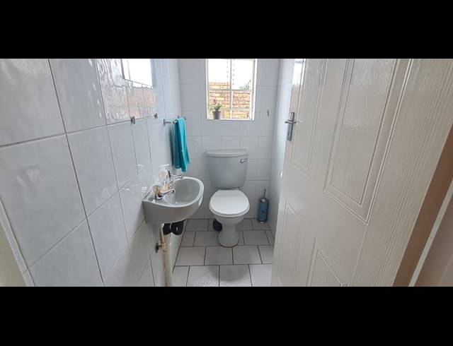 3 BEDROOM TOWNHOUSE FOR SALE IN BRACKENDOWNS